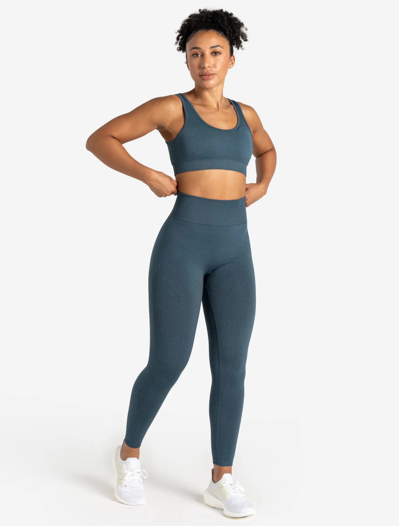 ADAPT 2.0 Seamless Sports Bra - Petrol Blue