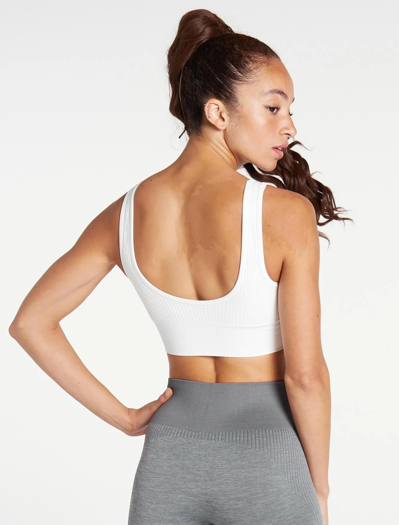 ADAPT Seamless Sports Bra - White