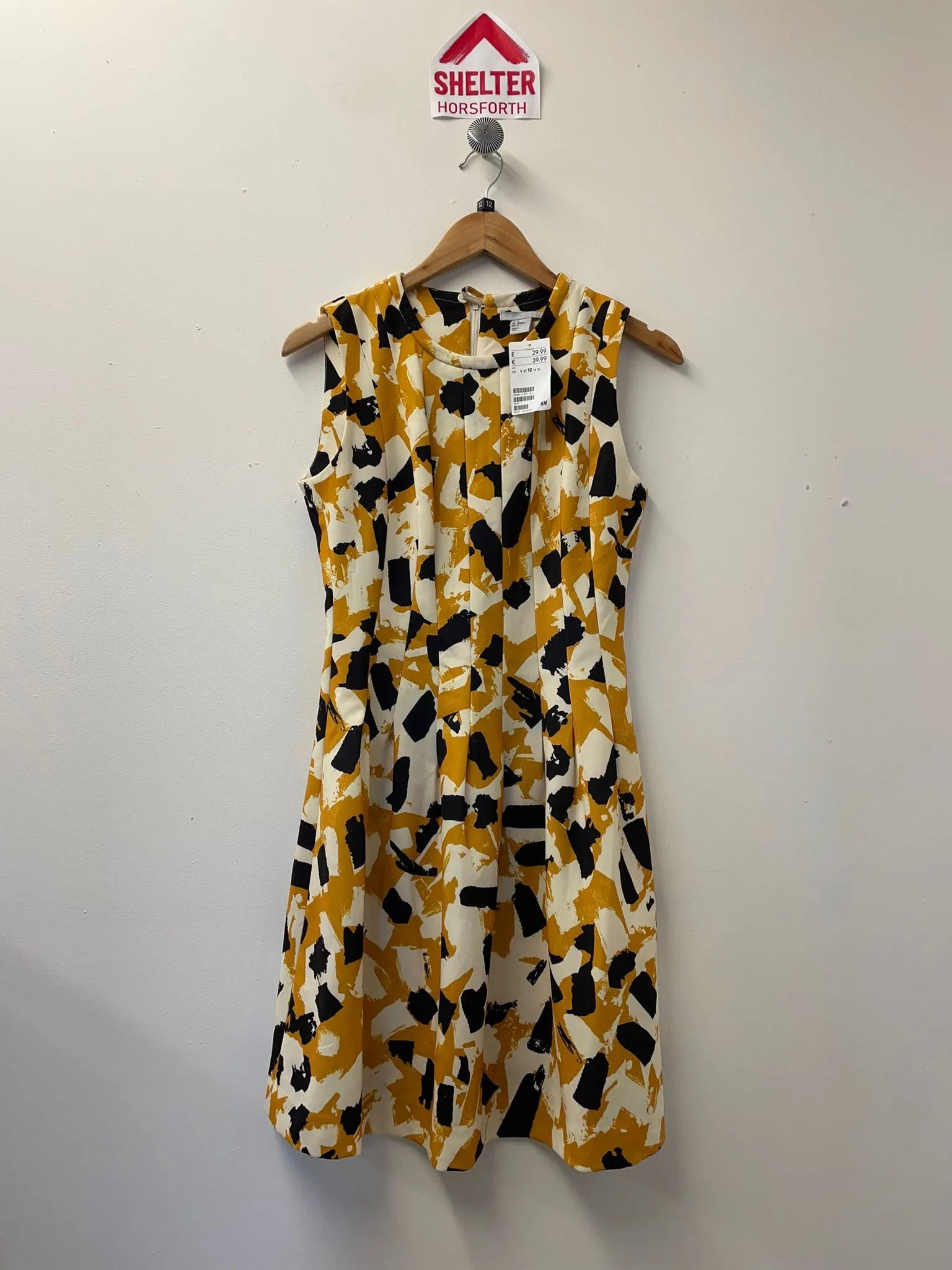 BNWT H&M Yellow Black Cream Pleated Dress