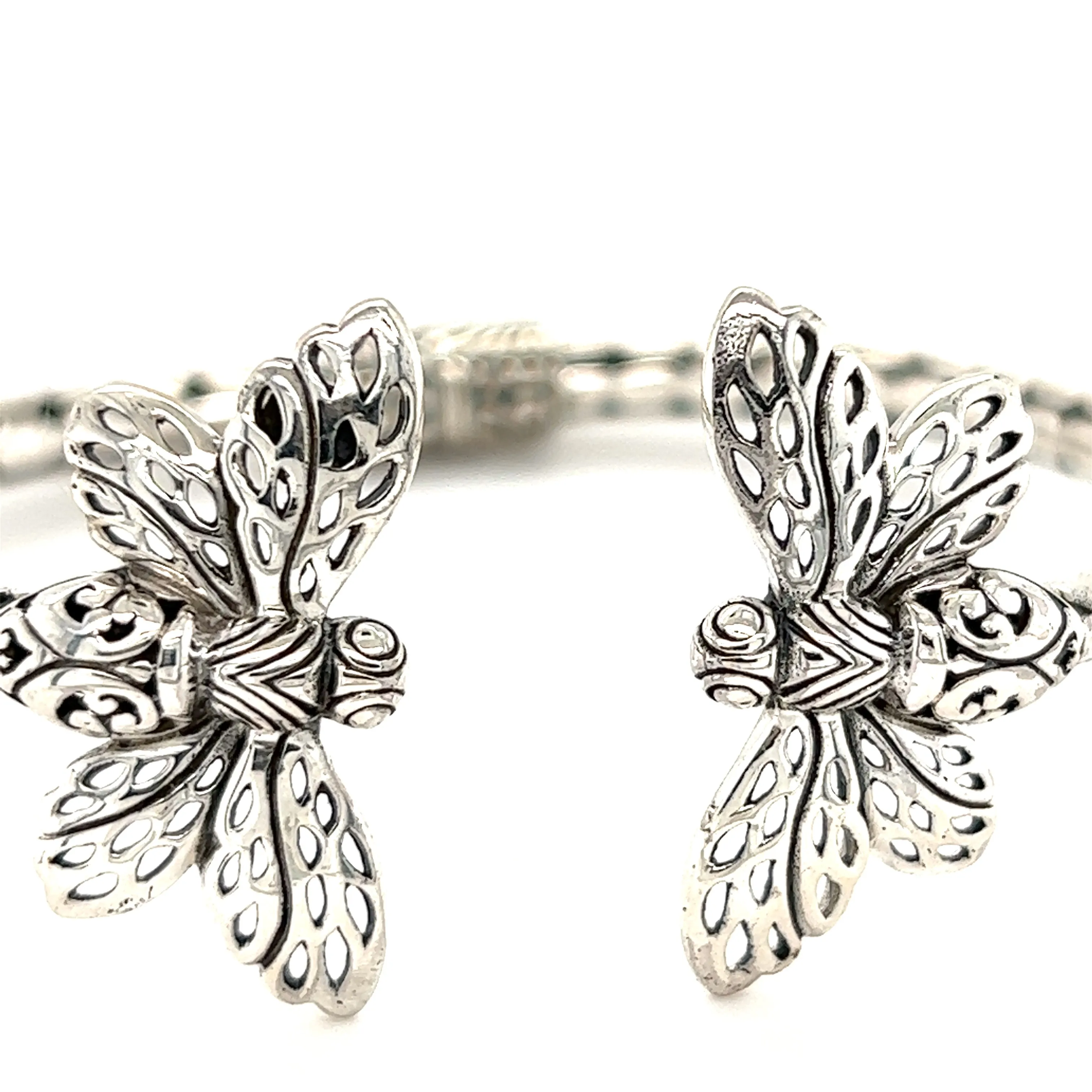 Exquisite Bee Cuff