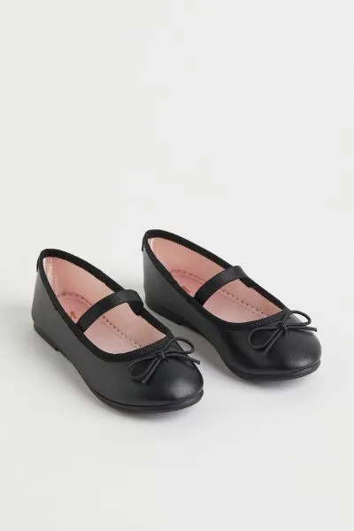 H&M Faux Leather Flats - Black