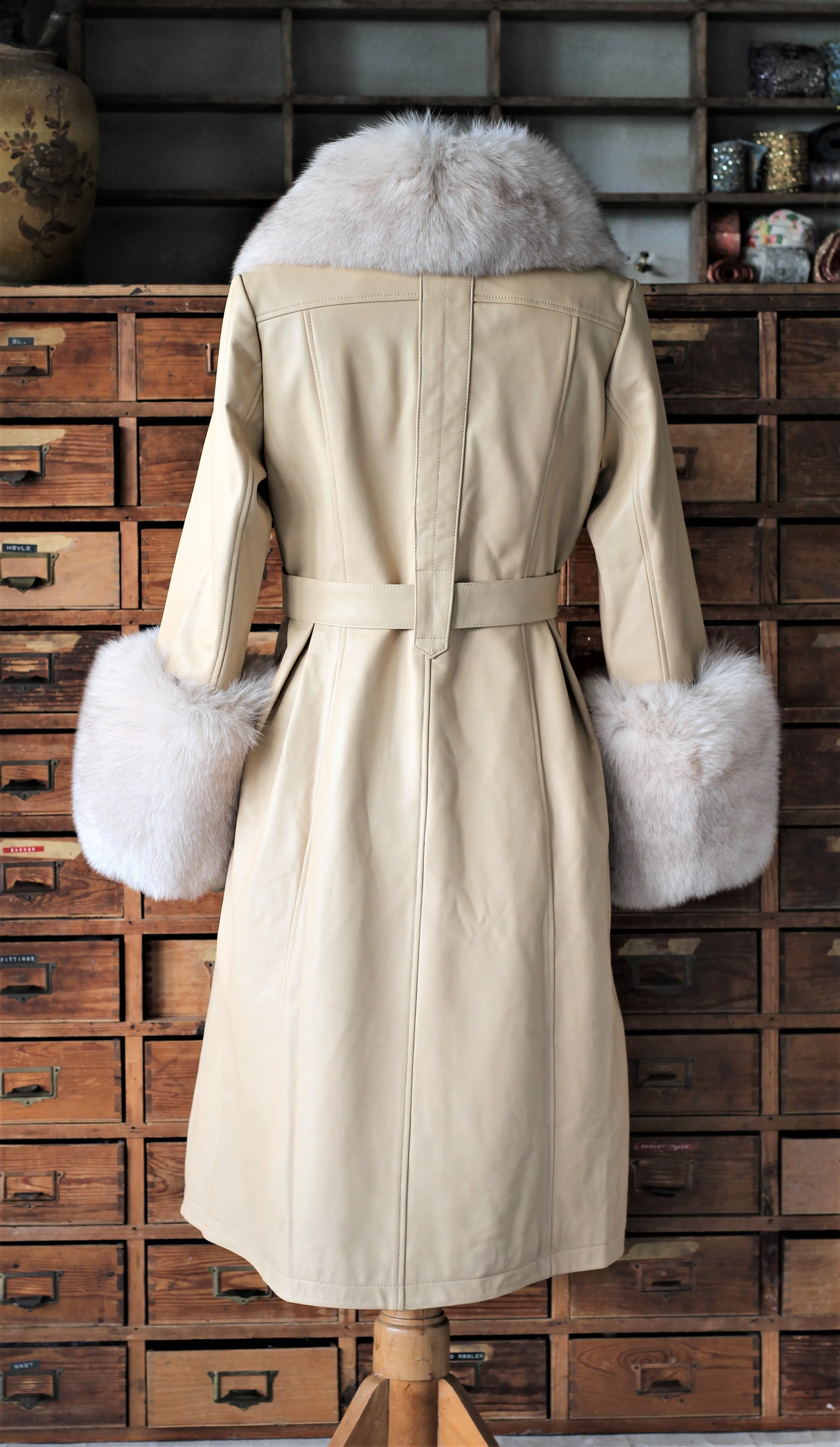 SARAH Trench Coat Beige SIZE XL